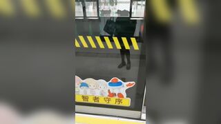 Hot girl mặc đồng phục nữ sinh khoe lồn dáng dâm
