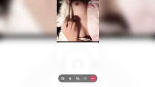 Em gái 2k4 vú bự mọng nước vạch áo khoe vú vú bóp sướng tê người