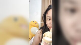 Gái xinh mũm mĩm phát trực tiếp phòng ngủ cực hot