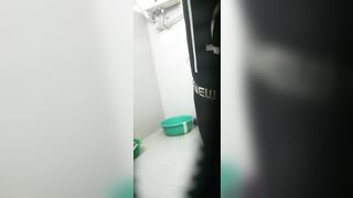 quay lén chị họ 2k7 tắm