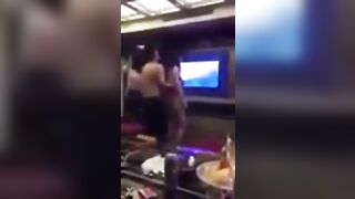 Quán KTV, Mấy e nhân viên Nhảy thoát y, Vừa Bóp Vú Vừa địt nhau hát Karaoke