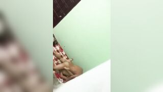 Quay lén hàng xóm ngày nào cũng như này sao mà ngủ