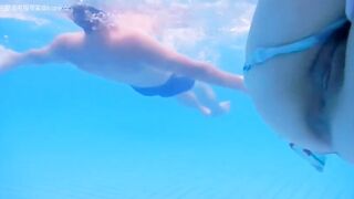Đang bơi mà gặp cảnh này thì sao hả anh em