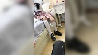 A trai dùng những lời ngon ngọt thế là dụ đc bé e họ loli lồn múp nằm banh lồn cho đụ