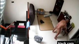 Hack cam thấy chị gái lén lút ngoại tình địt nhau vs gã đầu chọc khi chồng đi làm