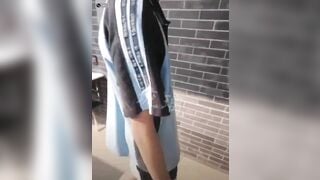 Dâm nữ lẻn vào trường trung học gạ đụ 1 e hs vào wc trường đụ,cu em còn chưa mở mắt