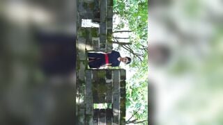 Em gái show lồn giữa công viên bị phát hiện và cái kết