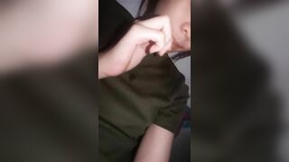 CỰC PHẨM hàng Mỗi Nhú Cho Bím Ăn Kẹo Rồi Đưa Lên Ngậm
