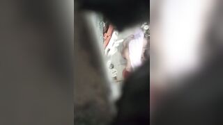 Quay lén em hàng xóm tắm 3