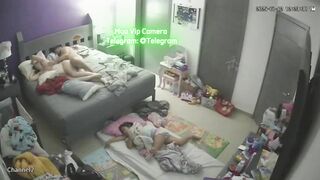 Hack Camera Nửa Đêm 2 Vợ Chồgn Địt Lén Con