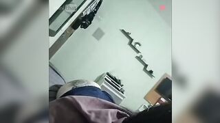 Chổng mông tròn khoe hàng đít múp, em gái xăm trổ khoe hàng trên minichat cực dâm