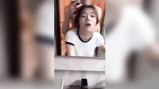 Em người yêu xinh đẹp bú cu