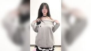 E teen xinh đẹp dâm đãng có sở thích làm slave,dáng siêu nóng mà còn đẹp nữa p3