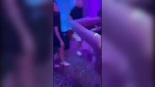 Tổng hợp những video trụy lạc ở quán KARAOKE và những HỘP ĐÊM trên toàn thế giới P.2