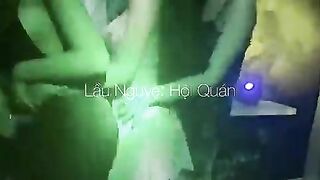 Đập đá xã đổ 68