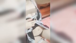 Full em hầu gái dâm đãng 2 dưới mô tả