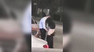 cặp đôi nứng quá họ xe đụ nhau giữa đường mới vl