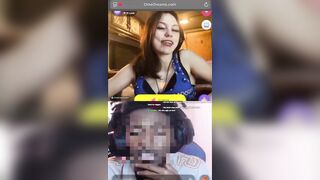 Gái Tây dâm đãng vạch áo khoe cặp vú bự mọng nước cho trai xem nứng vcl