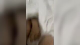 Con bạn đi ngủ, Ko mặc quần Bị Móc lồn, Bóp Vú lút cán Soem djt nhau sướng vl