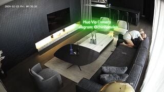 Hack Camera Dẫn Con Bồ Về Phòng Khách Vụng Trộm