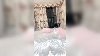 E hs loli bỏ học ở nhà tạp tành liveshow hàng rửa cu đụ nhau với bố dượng cực dâm