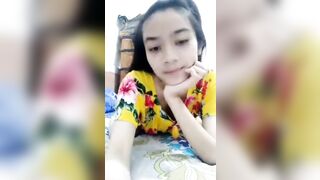 Em Linh 2k4 lẻn vào phòng anh trai bú cu chịch sướng điên người