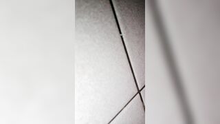 Về quê vợ chơi, đêm khuya còn rình bướm của con cậu 7 đang ngủ