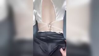 Đưa e xinh gái say rượu về phòng tiện địt tung lồn non em nó luôn