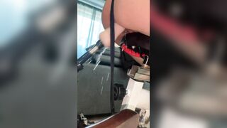 Em Lan 2k6 lén dùng máy đạp xe tự chơi rên sướng tê lồn lúc ở nhà một mình
