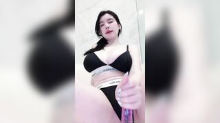 Onlyfans leak Cocopie xinh gái vú to lại còn lồn hồng nhiều nước chịu sao nổi p2