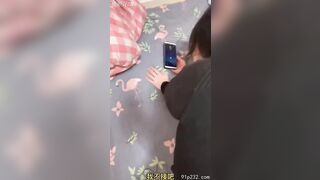 Vợ sếp lén lút đụ nhau với cấp dưới của ck,đg cao trào thì sếp gọi làm k dám rên