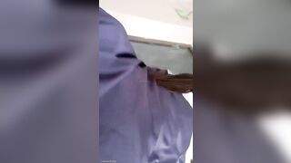 Thanh niên lớn hơn tuổi rủ e học sinh ngây thơ bú cu đụ nhau public trg trường