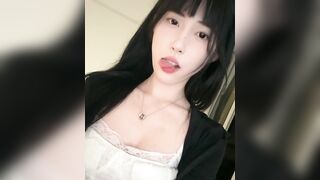 Ẻm đẹp nên ẻm có quyền khoe,e khoe gì a cũng sẽ xem hết