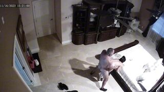 Bố chồng và nàng dâu thoại mái địt nhau khi không có ai ở nhà