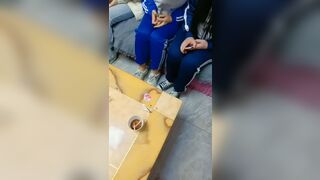 Dụ dỗ phá trinh 2 em học sinh mới lớn đưa em nó vào khách sạn quan hệ tình dục