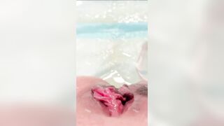Em 2k6 nứng lồn thủ dâm bằng cặc giã