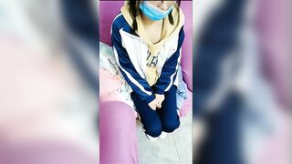 Em học sinh Loli mới lớn bị dụ dỗ gạ gẫm bán trinh