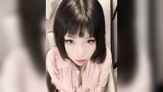 Hot girl xăm trổ vú to căng lồn múp rụp