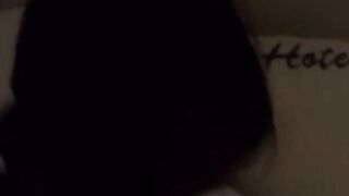 Cô bạn thân vừa xem sex vừa doggy