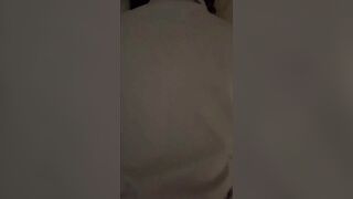 Cô bạn thân vừa xem sex vừa doggy