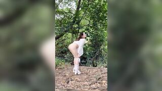 Chơi Public cùng em cùng em gái dâm đãng