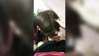 Em trai bú cu cho anh