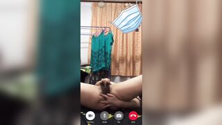 Call video với em rau non dâm nữ kính cận lồn rậm,e ngồi móc xoa lồn cho a xem