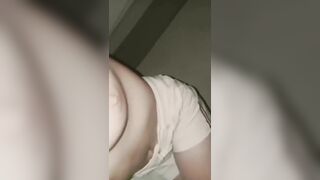 Lộ vú đẹp to bự hs love8