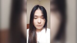 E rau lớp 11, Lần đầu Khoe Vú chát sex Thủ Dâm Cạo lông lồn gửi bạn trai thủ dâm 1