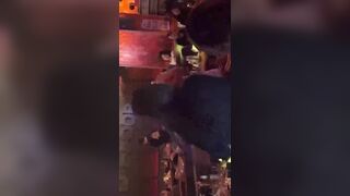 Tổng hợp những clip thoác loạn tập thể chịch nhau ở quán Karaoke Phần 2