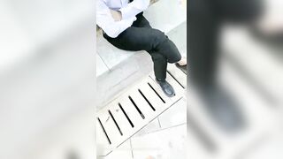 Bà cô giáo nững lồn đi gạ gẫm dụ dỗ mấy nam sinh mới lớn quan hệ tình dục Phần 6