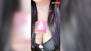 Em Nga Vú To Thủ Dâm Lồn Múp Không Lông Cho Anh Em Ngắm 4
