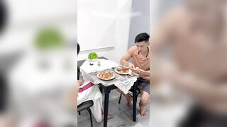 Em ghệ dâm đãng đến nhà chơi
