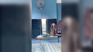 Đưa bé Ny Mi Nhon Lên đỉnh Em La Thét van Xin